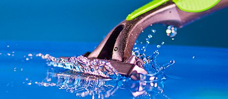 Men fall in love with the mirror – Male grooming Men spend as much cash and more time on grooming than women and many now own hair dryers and hair straighteners according to surveys carried out for online grooming products and services sites.