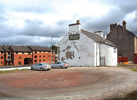 The Wallace Tavern in the Renfrewshire town of Elderslie. A c-store is planned for the site and  gained a licence to 9pm in the face of strong opposition.