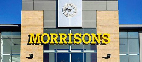 Giants in bleak Christmas Morrisons was the big loser among the giant grocers over the Christmas period. Kantar Worldpanel’s total till roll figures showed it down 1% on the previous year. Nielsen had it down 2%. Morrisons own figures showed its like-for-like sales down 5.6%.