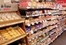 The main bakery fixture at Spar, Hillfoot Road in Ayr takes a prime position in Aisle 1 of the store. Wrapped bread and loose rolls take up the first section of the fixture. As consumers make their way down the aisle they pass morning goods in the second fixture section. The substantial local popularity of cake means those products take a large space in the third segment. To make way for the cakes, Spar-branded part-baked bread and world breads are merchandised in a free-standing display unit at the start of the fixture, and the products do well there. The main fixture ends with bake-off products.