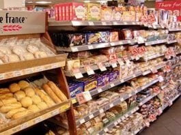 Award profile – Bread and Bakery of the Year Award 2014 The main bakery fixture at Spar, Hillfoot Road in Ayr takes a prime position in Aisle 1 of the store. Wrapped bread and loose rolls take up the first section of the fixture. As consumers make their way down the aisle they pass morning goods in the second fixture section. The substantial local popularity of cake means those products take a large space in the third segment. To make way for the cakes, Spar-branded part-baked bread and world breads are merchandised in a free-standing display unit at the start of the fixture, and the products do well there. The main fixture ends with bake-off products.