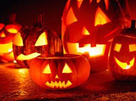 Spooky tradition crosses continents 52a_0914