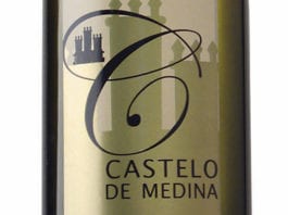 World beating white takes top spot 29a_tmb_1114