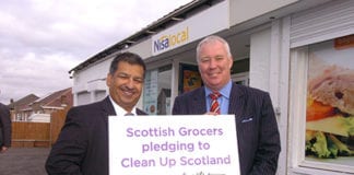 SGF president Abdul Majid, left, signed a pledge with Keep Scotland Beautiful’s Derek Robertson, right, to clean up Scotland. The SGF has suggested members give funds from carrier bag charges to the charity.