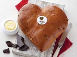 Bread of love Arytza Food Solutions, Cuisine de France, ValentinesDay, loaf, bread,