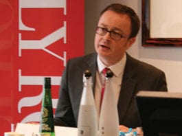 Dodgy dealers move online John Lee, SGF
