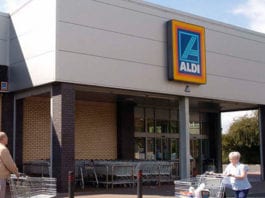 Half of shoppers use discounters