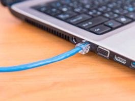 Holyrood to speed up broadband rollout