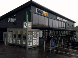 Cleaning up at Ardeer Services Mahmood Saleem had a Photo-Me Revolution Launderette installed at Ardeer Services in September. The self-service machine offers washing at two price points as well as drying.