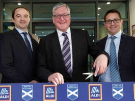 Backing local food and drink Richard Holloway ALDI Scotland MD, Fergus Ewing MSP, James Withers Scotland Food & Drink