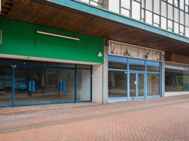 Over 300 c-stores lost in last year