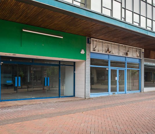 Over 300 c-stores lost in last year