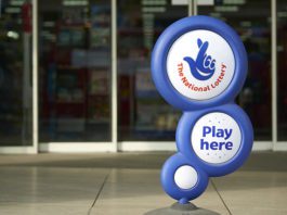 Camelot loses lottery licence