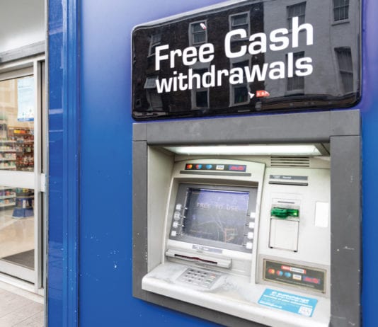 Access to free cash cut cash-machine
