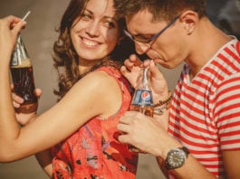 Low calorie is on the rise young-couple-pepsi
