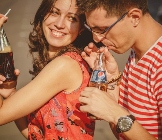 Low calorie is on the rise young-couple-pepsi
