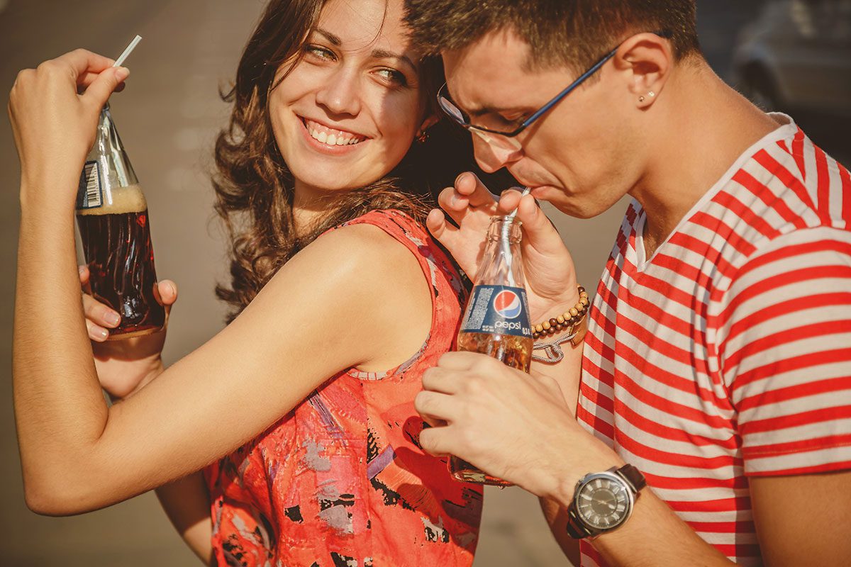 young-couple-pepsi