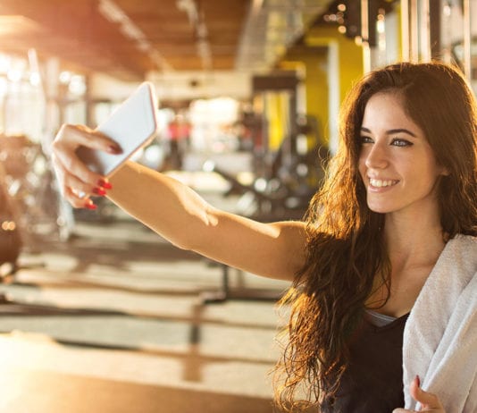 Driving impulse with oral hygiene instagram-smile