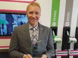 A hero of health and safety oli-yeo-griphero