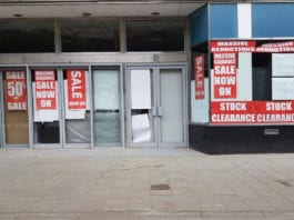 Town centres struggle town-centre-vacany