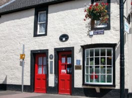 World’s oldest Post Office on the market in Scotland PostOfficeWith RedDoors