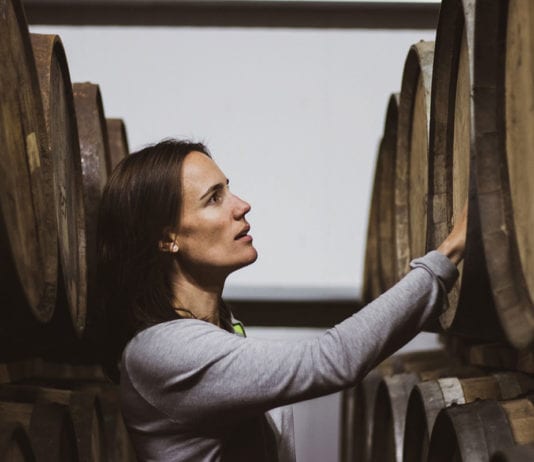 Expansion on the horizon Annabel-and-Nc'nean-casks