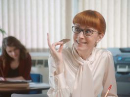 Bahlsen is back on the television lady eating biscuit