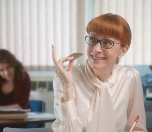 Bahlsen is back on the television lady eating biscuit