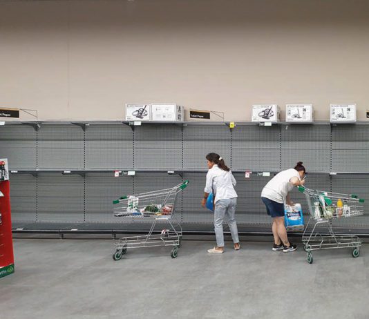 No panic in the aisles 2 cust infront of empty shelves