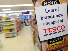 Campaign takes aim at Aldi pricing cheaper at tesco sign