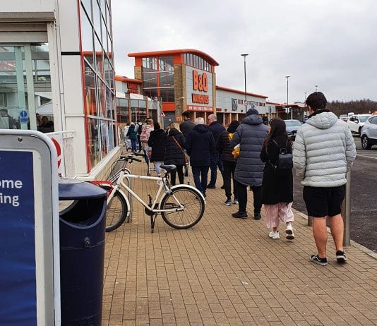 Two-metre rule returns Queue at Tesco