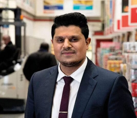 Wholesaler helping out in the community UWG boss Amaan Ramzan had kind words for Polmadie depot staff.