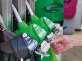 Helping hand protection GripHero hand protection dispenser