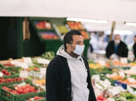 Masks seem to be slipping Man wearing mask