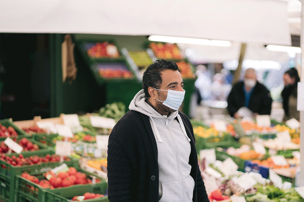 Man wearing mask