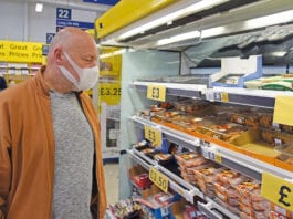 SGF calls for enforcement man with mask in shop