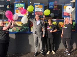 One-O-One supports Cash for Kids Ono-o-One celebrates charity partnership