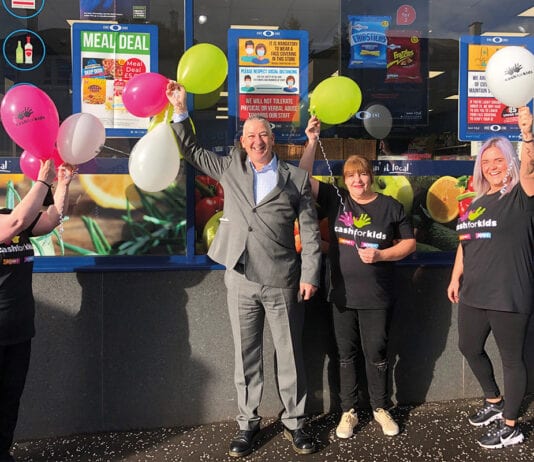 One-O-One supports Cash for Kids Ono-o-One celebrates charity partnership