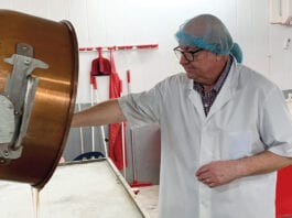 Shaw shows the way Derek Shaw