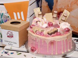 Celebrating with Lomond