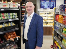 Thompson is back in store Stephen Thompson in the new Eddy's Food Station Store