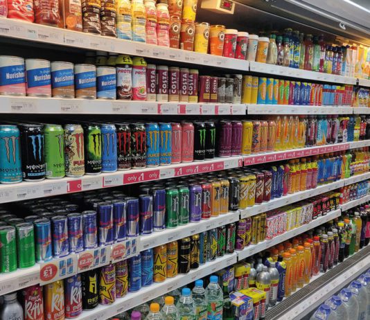 Giving retailers a break soft drinks cabinet in c store