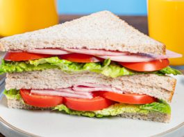 Hovis fulfils lunchtime needs Home-made sandwiches remain the popular option for lunch, according to Hovis.
