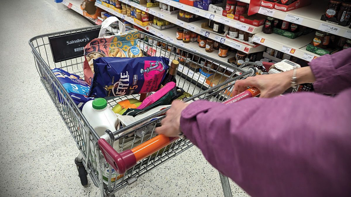 Data analysts indicate a slow start to the year, with shoppers still cautious on spend. Picture: Shutterstock.com/1000 Words