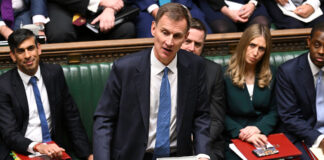 Jeremy Hunt in parliament delivering the Autumn Budget 2023.
