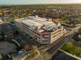 Tunnock’s growth vision is un-wafer-ing Family values still remain at the hear of the famous Tunnock's Uddingston site.
