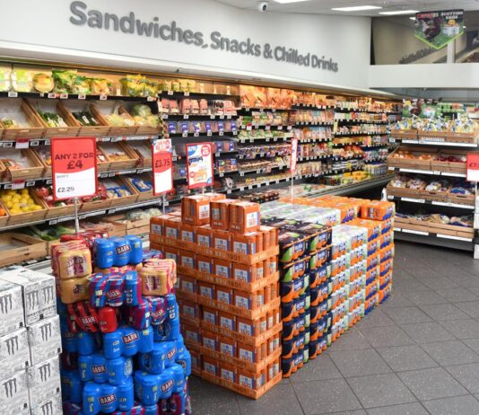 Food inflation continues to fall in ONS data