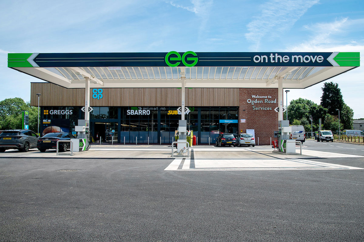 Exterior shot of a Co-op EG Group On The Move forecourt site.