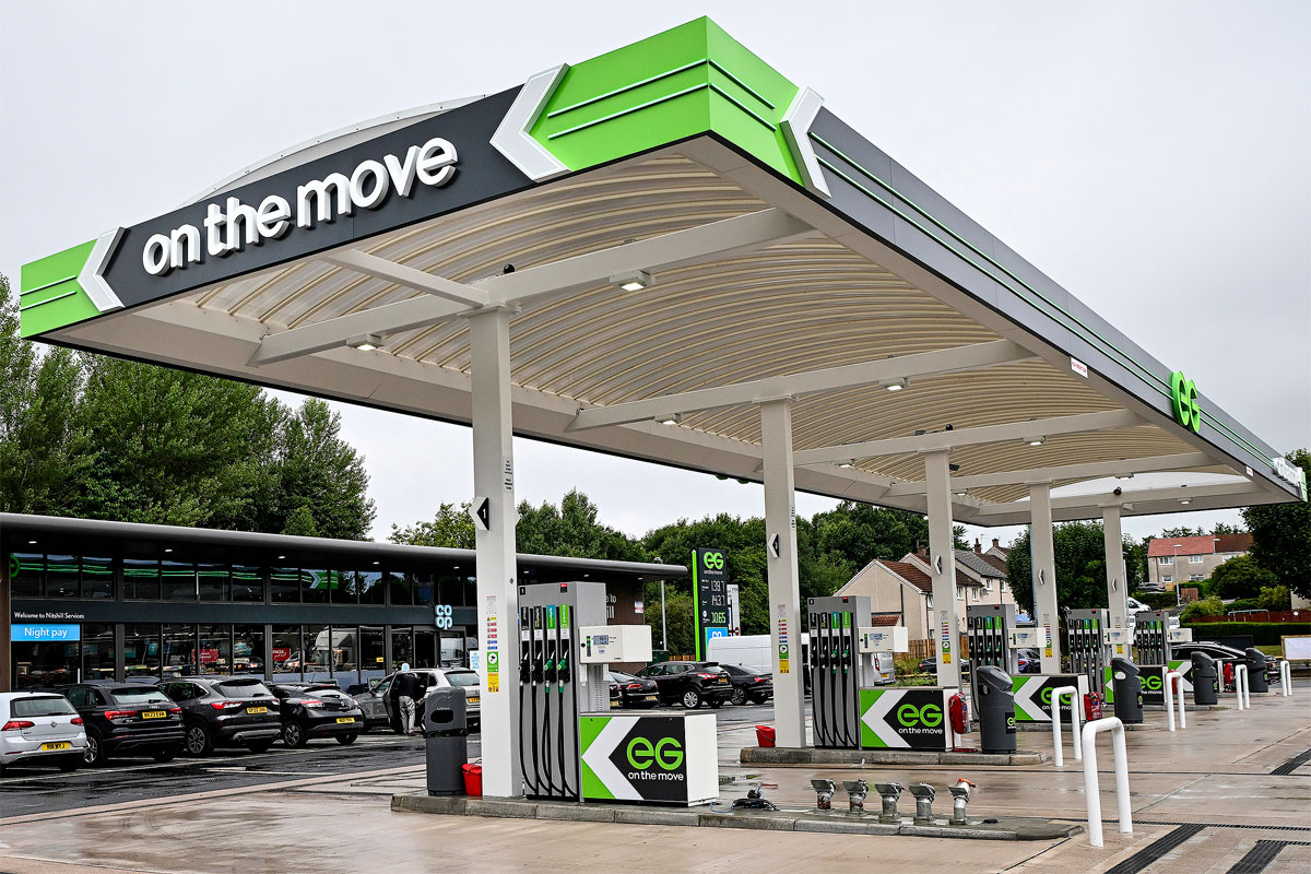 EG On the Move forecourt site in Nitshill with a Co-op store on site.