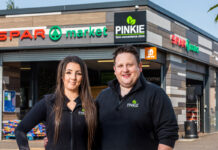 Dan & Nicole Brown stand together in front of Spar Market Pinkie Farm in Musselburgh.